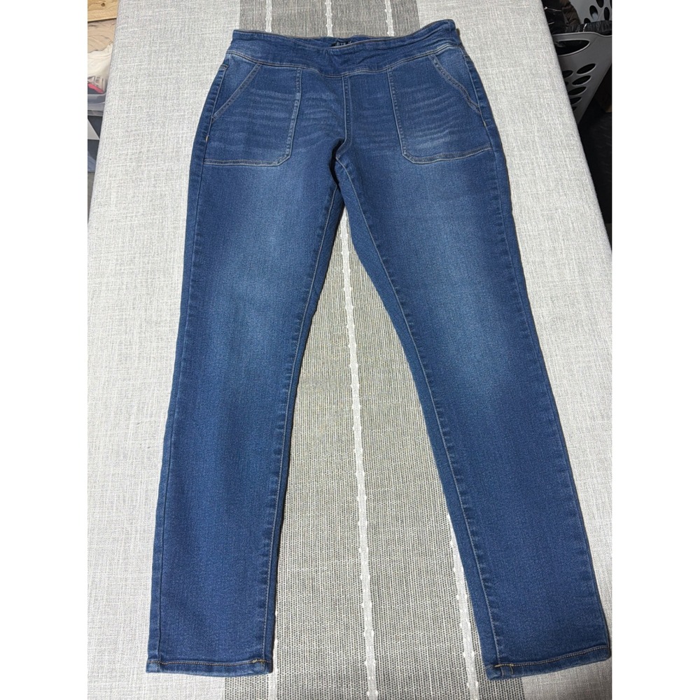 Faith Womens Size 10 Medium Wash Slim Leg Pull On Denim Jeans